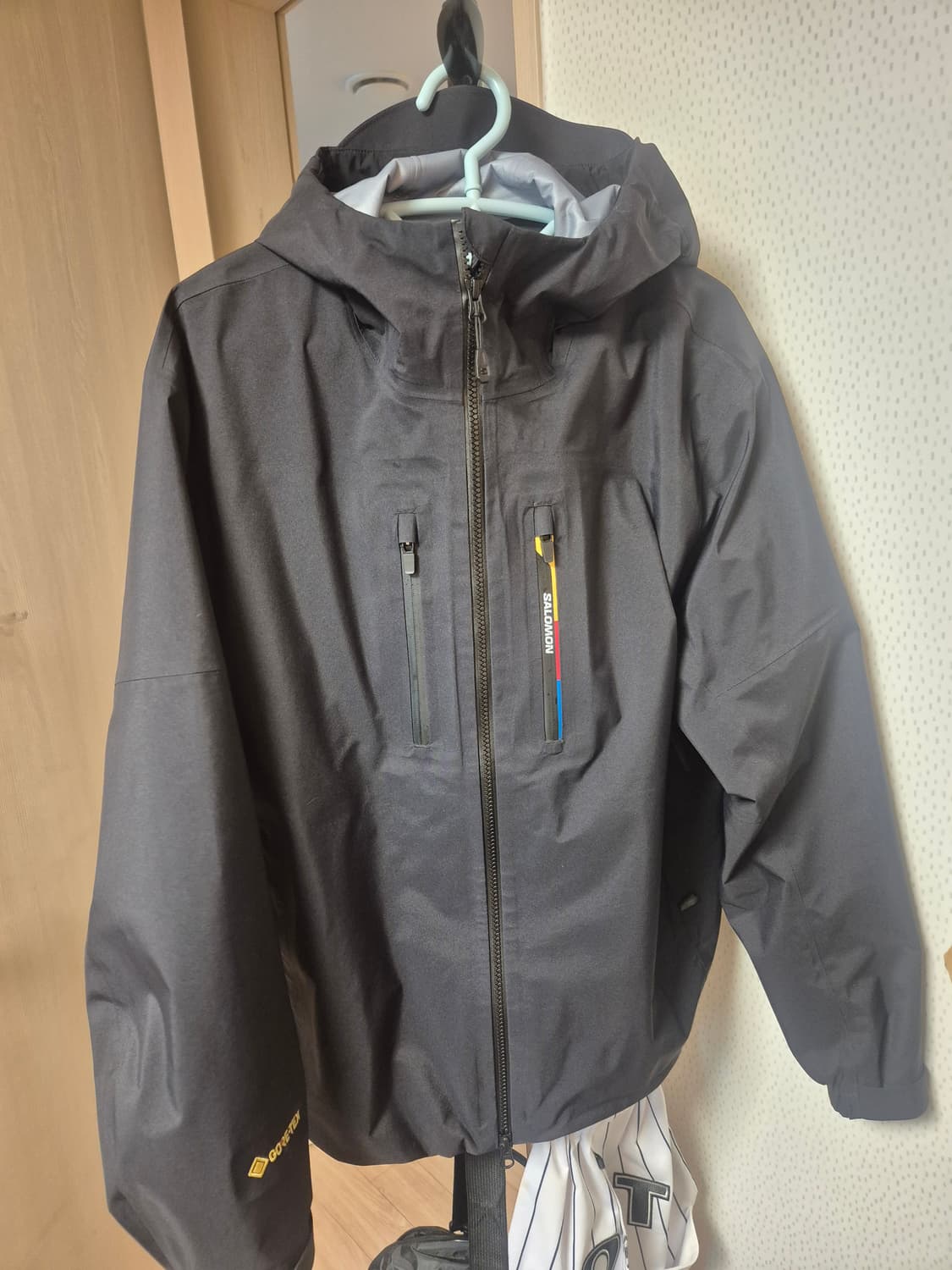 살로몬 고어텍스 바람막이 M  상품이미지2