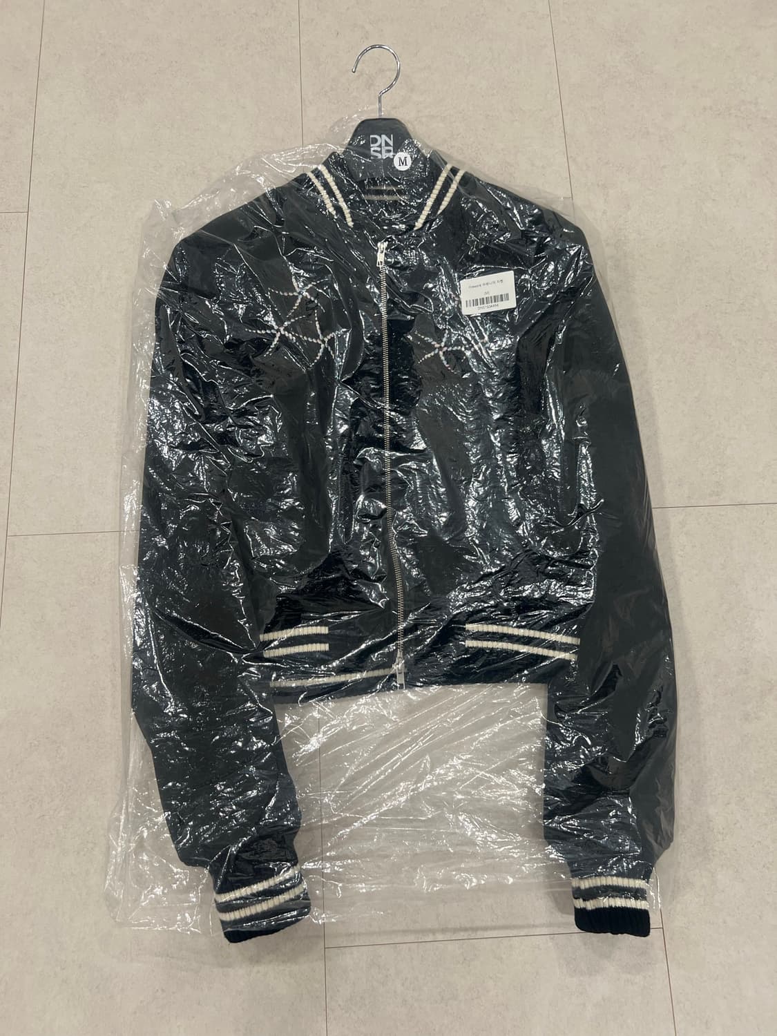 (택포,m) 디앤에스알 수베니어 자켓 팝니다 상품이미지3