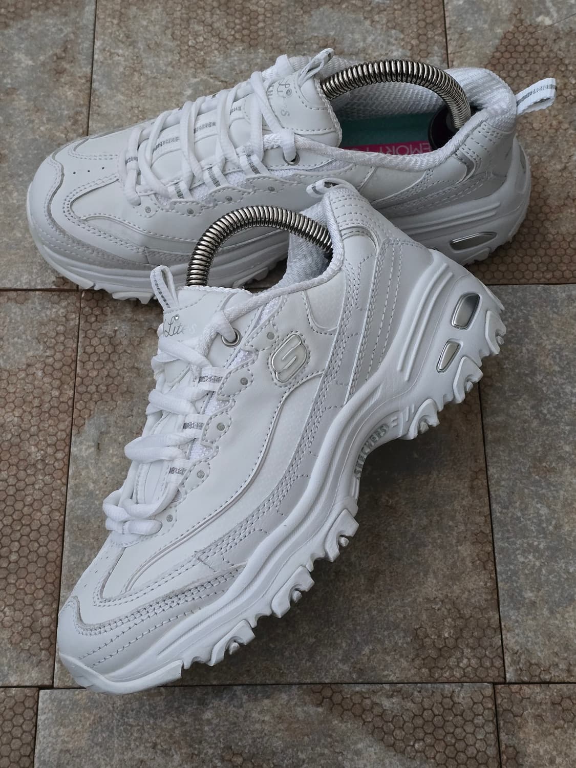 (225)스케쳐스 딜라이트 화이트 상품이미지3