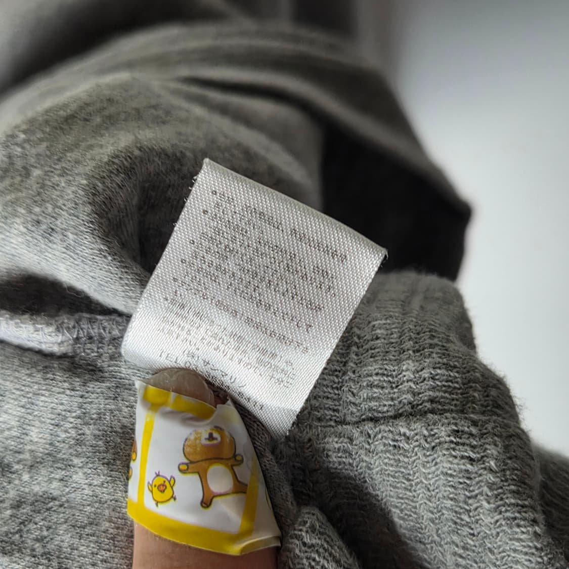 [JPN] 빈티지 우드버튼 디테일 헨리넥 롱슬리브 상품이미지6