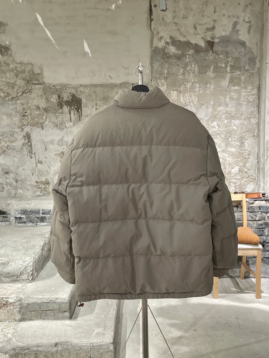 이브 생로랑 뿌르 옴므 마룬 앤 베이지 리버시블 덕 다운 푸퍼 상품이미지8