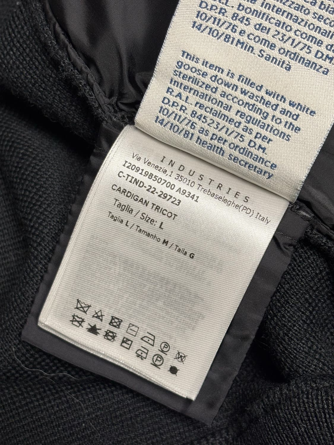 [당일배송/새상품급] 몽클레어 김현우 트리콧 니트패딩 블랙 L size 상품이미지4