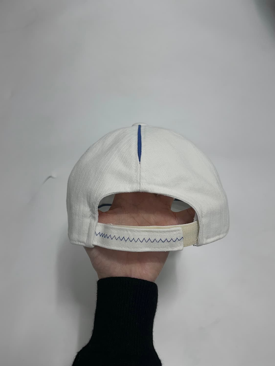 아디다스 삼각 스펠로고 볼캡 모자 상품이미지5