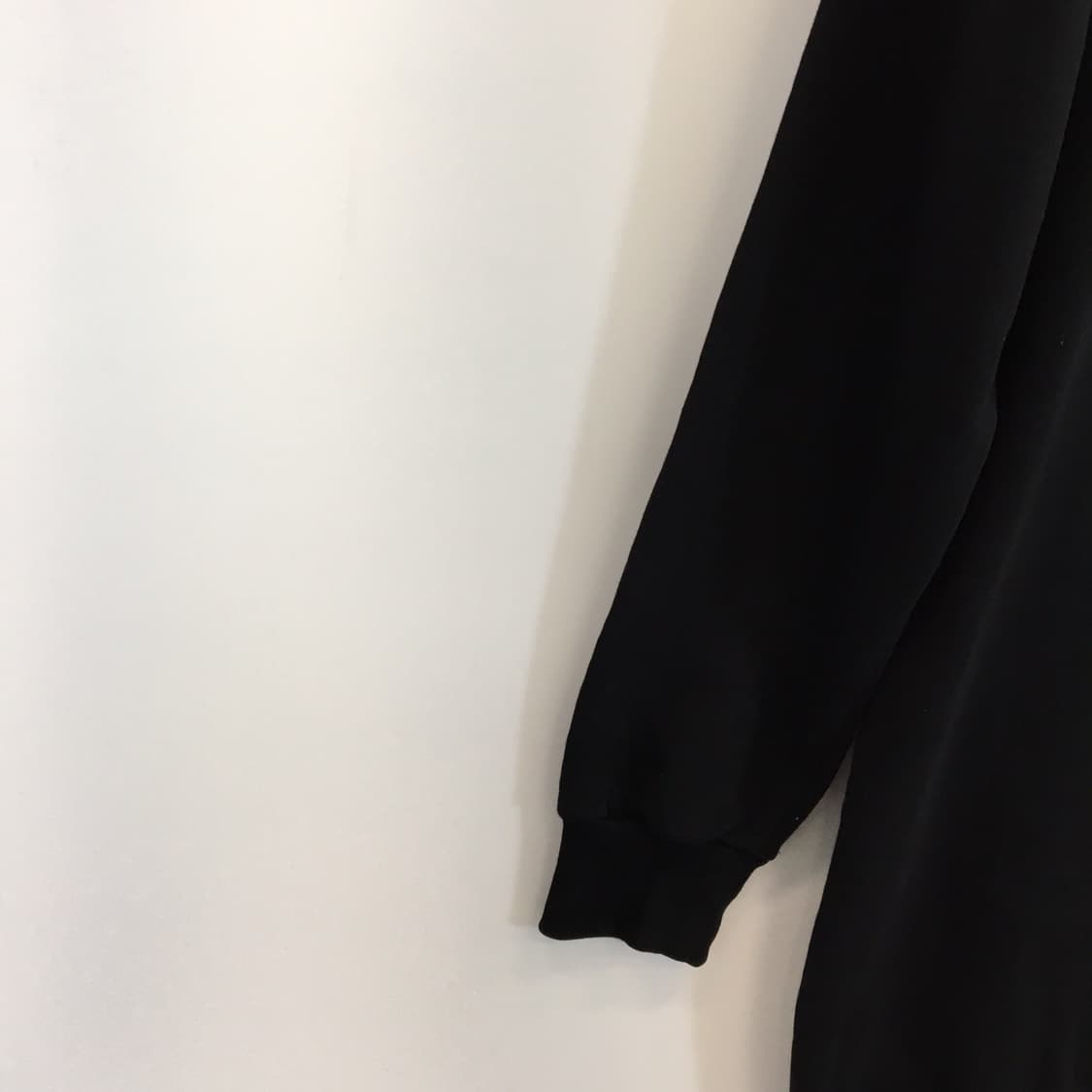 메종 마르지엘라 (국내판) MM6 스플레터 롱맨투맨 XS 상품이미지3