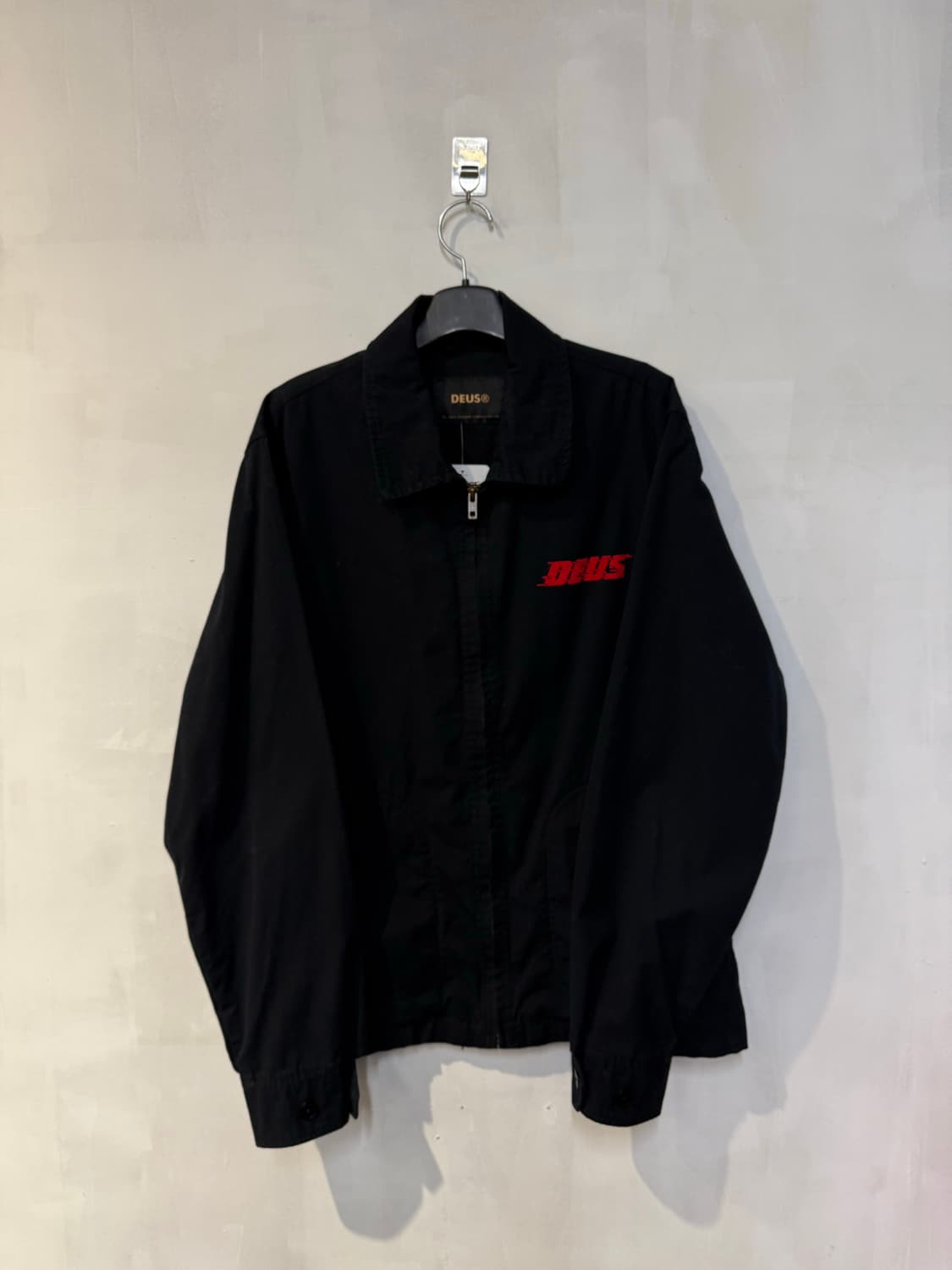 데우스 블랙 집업자켓 상품이미지1