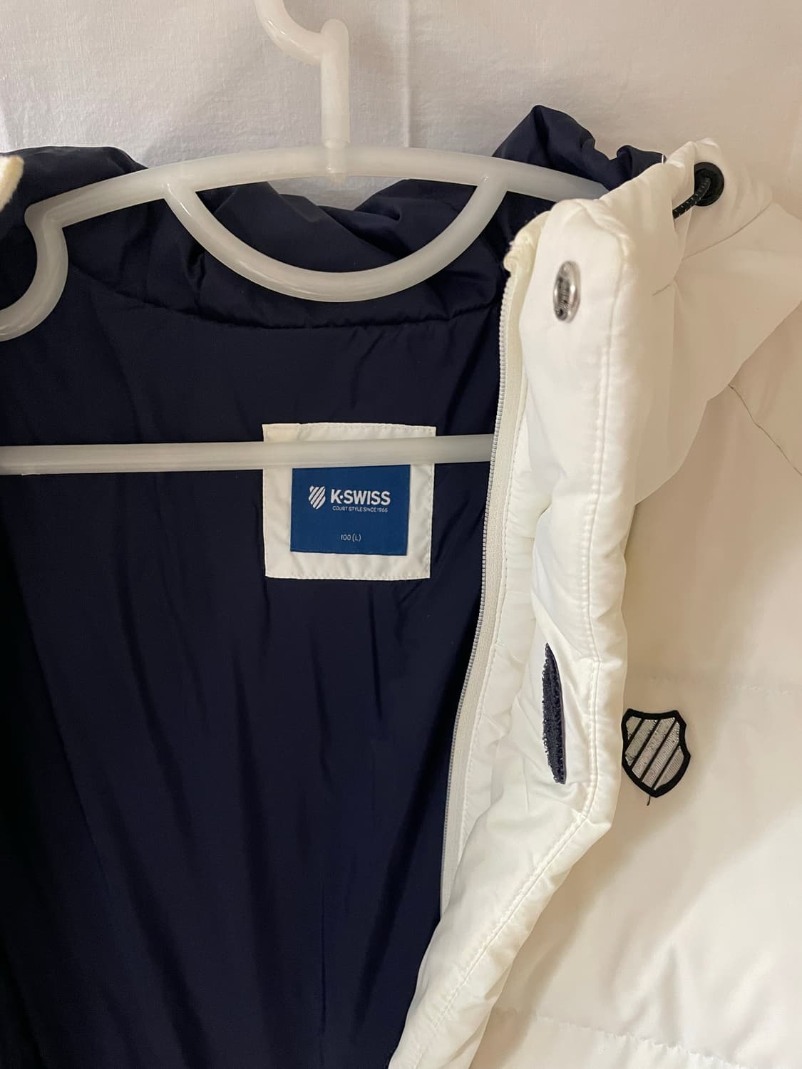 케이스위스 화이트패딩 L 상품이미지3