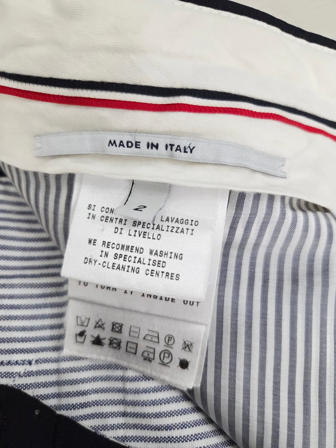 몽클레어 감마블루 금장 버튼 나일론 팬츠 상품이미지9