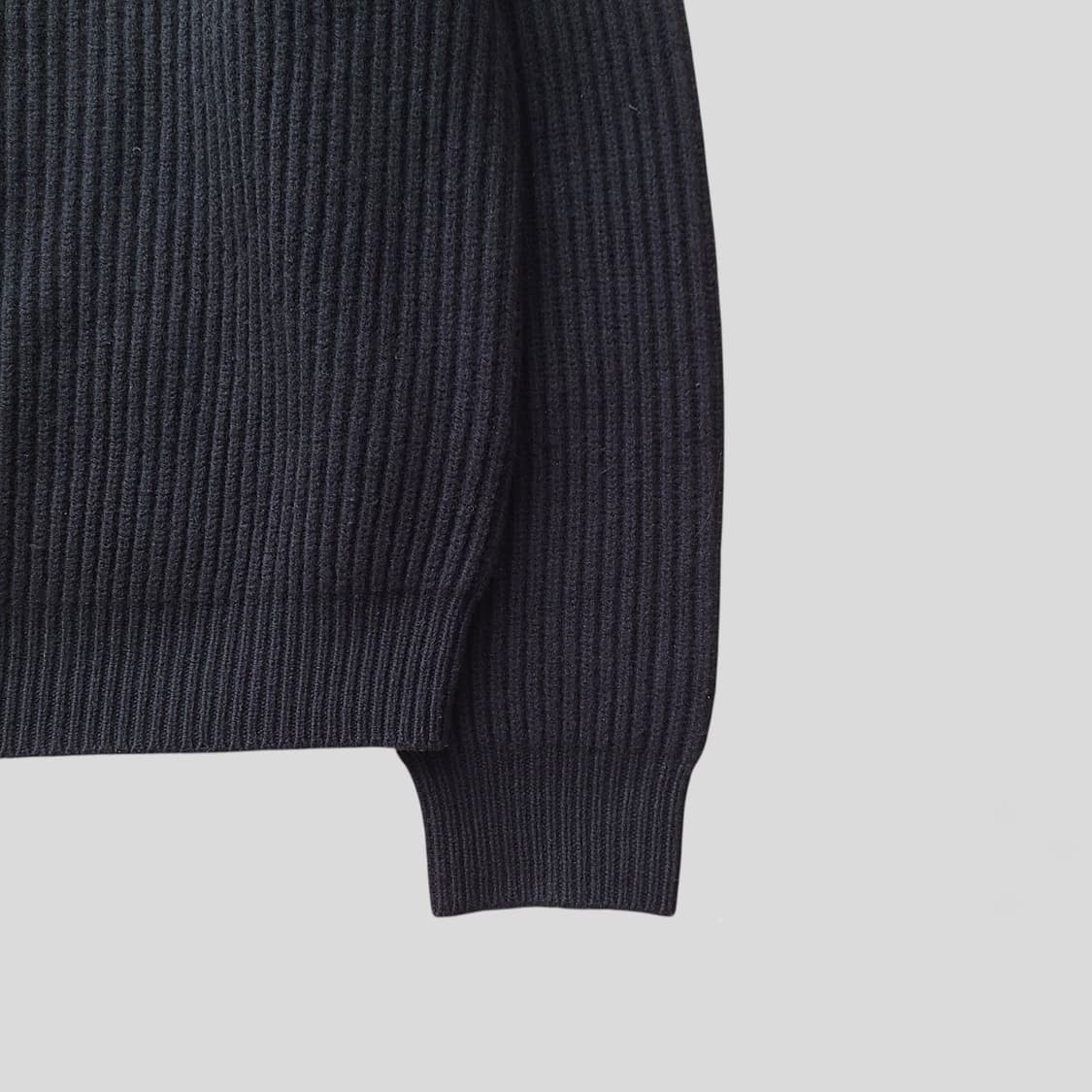 유니클로 U 르메르 울 봉태규 니트 블랙 상품이미지3
