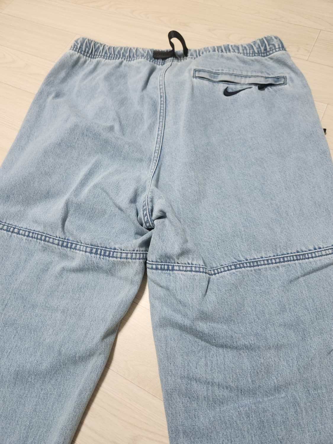 슈프림 x 나이키 ACG 벨티드 데님 팬츠 워시드 블루 - 22FW 상품이미지2