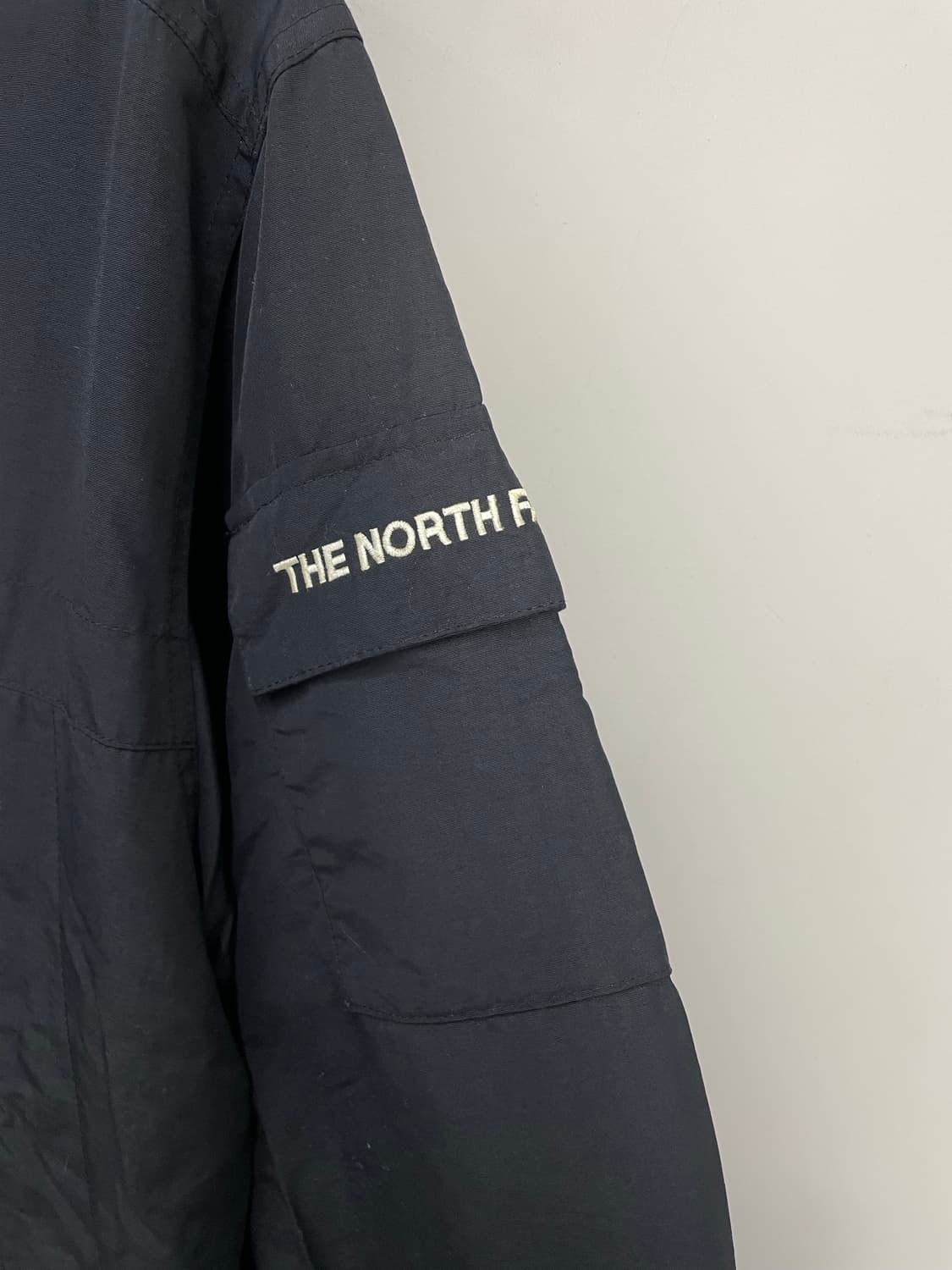 노스페이스 사이드포켓 블랙 바람막이 H2261 상품이미지3