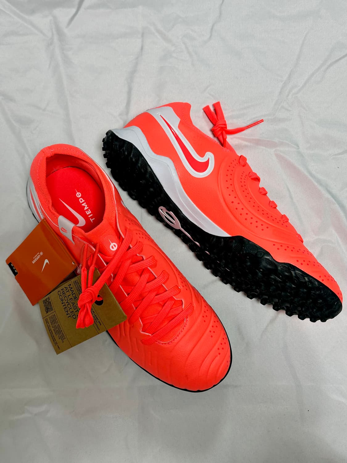 (265)나이키 티엠포 레전드10 프로 핫 라바 화이트 풋살화 축구화 상품이미지5