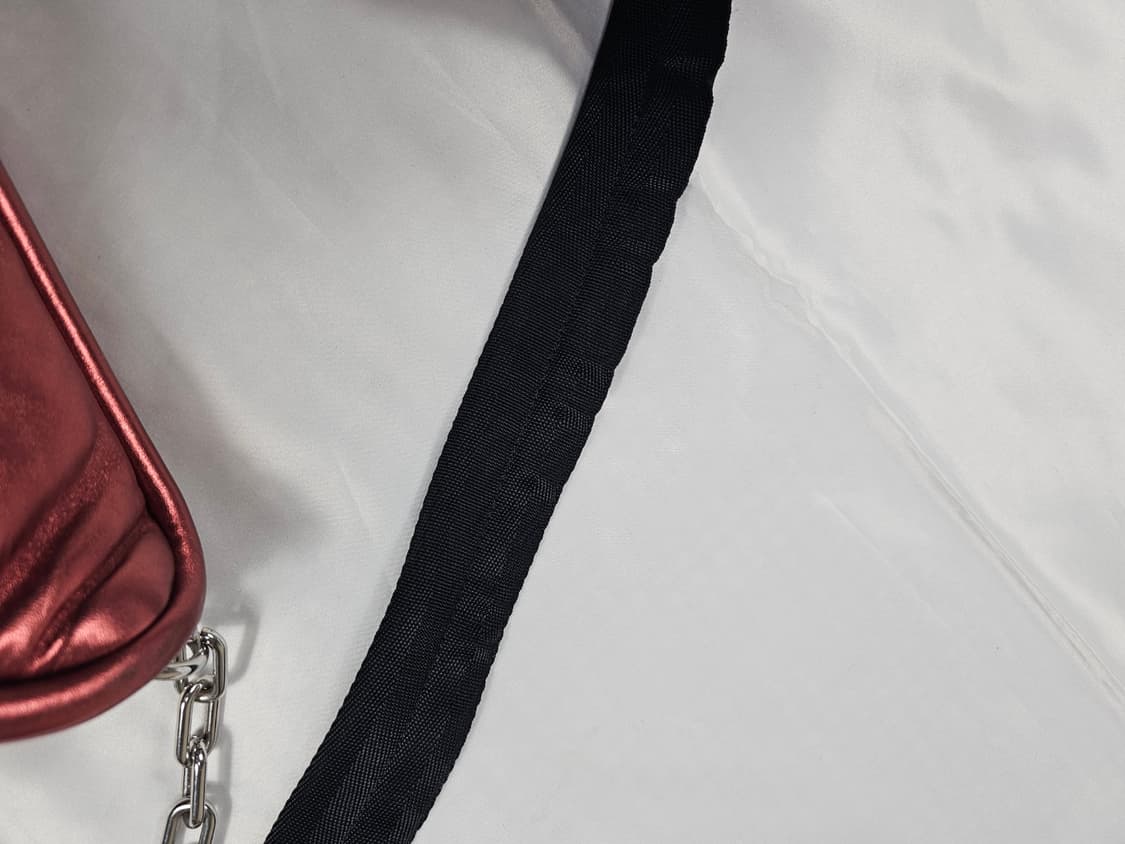 알렉산더왕메탈릭페블숄더백 상품이미지6