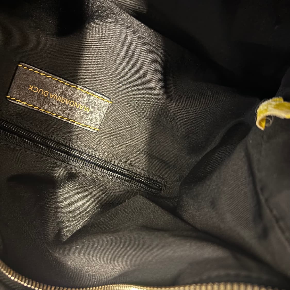 정품 만다리나덕 가죽 토트백 겸 숄더백    상품이미지8