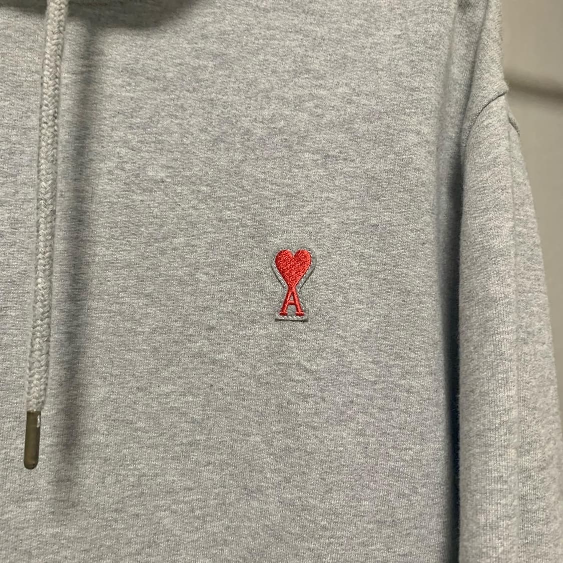 아미 스몰 하트 로고 후드티 그레이 상품이미지4