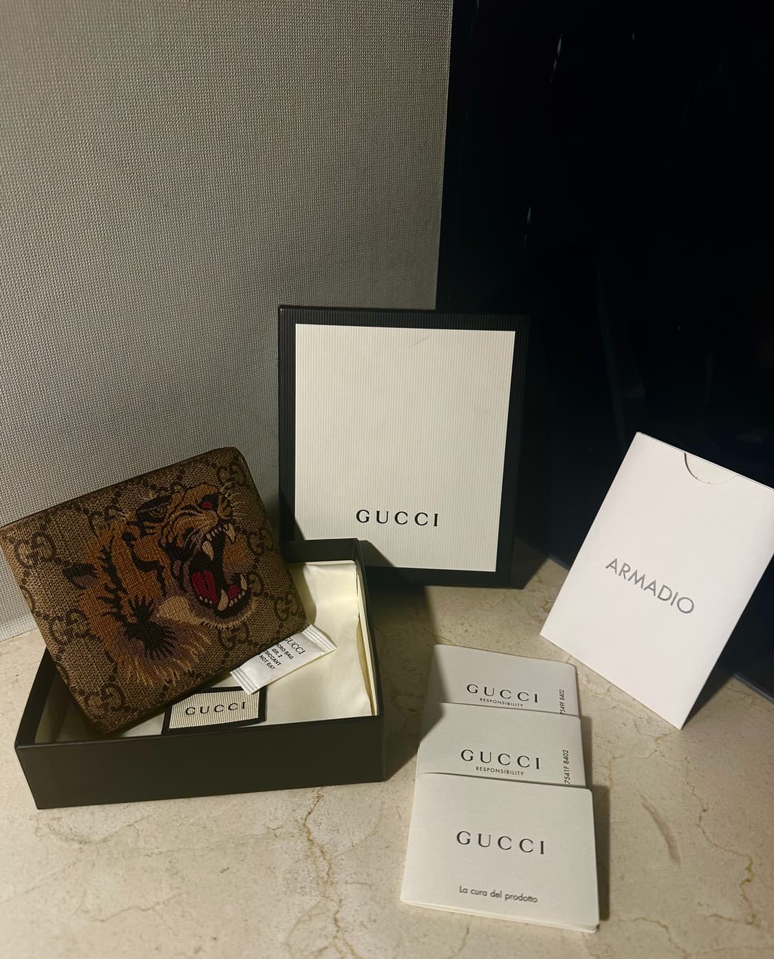 구찌 타이거 프린트 지갑 GG 슈프림 베이지 에보니 상품이미지1