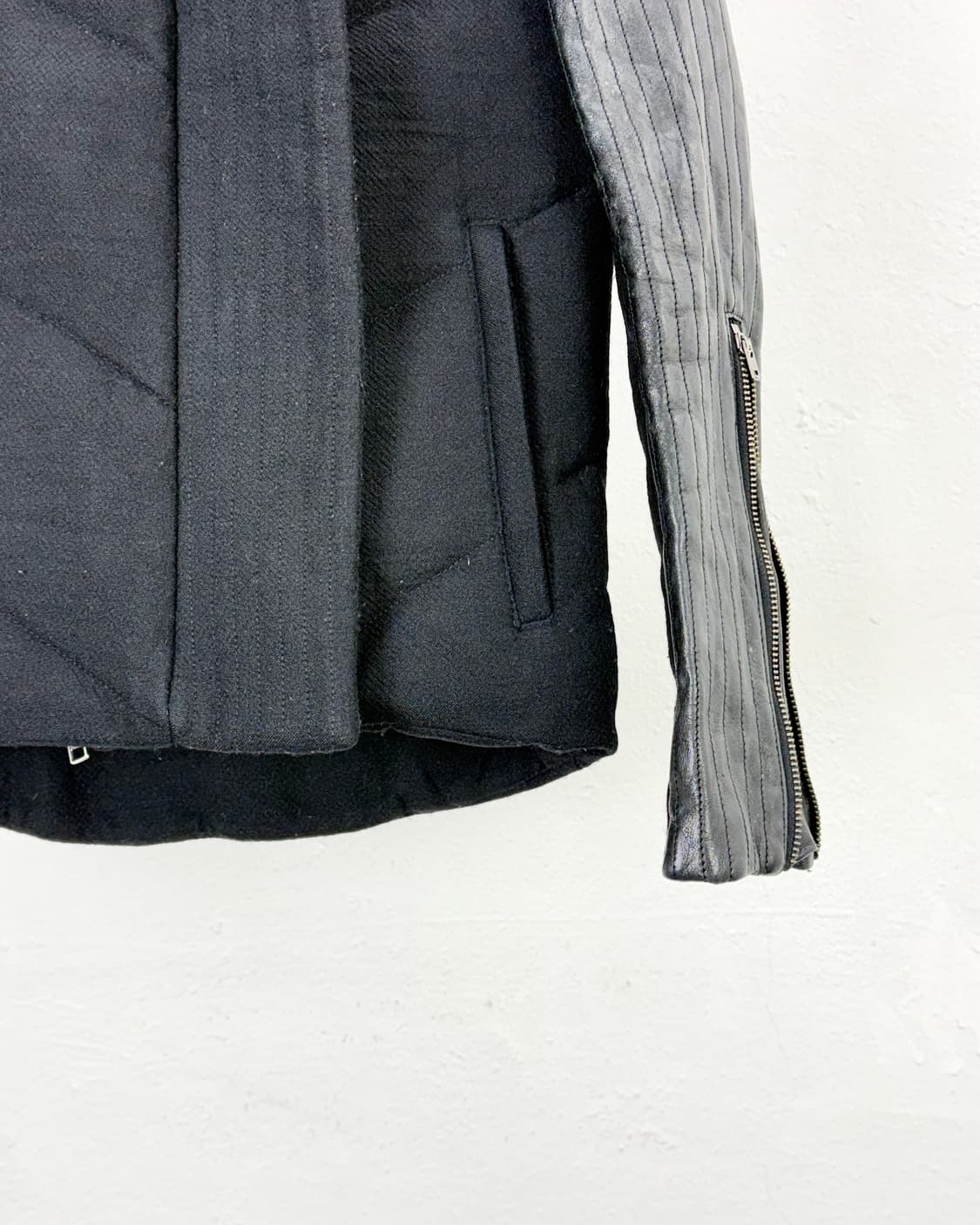 헬무트랭 니팅 패널드 레더 암 다이애그널 라이더 자켓 상품이미지6