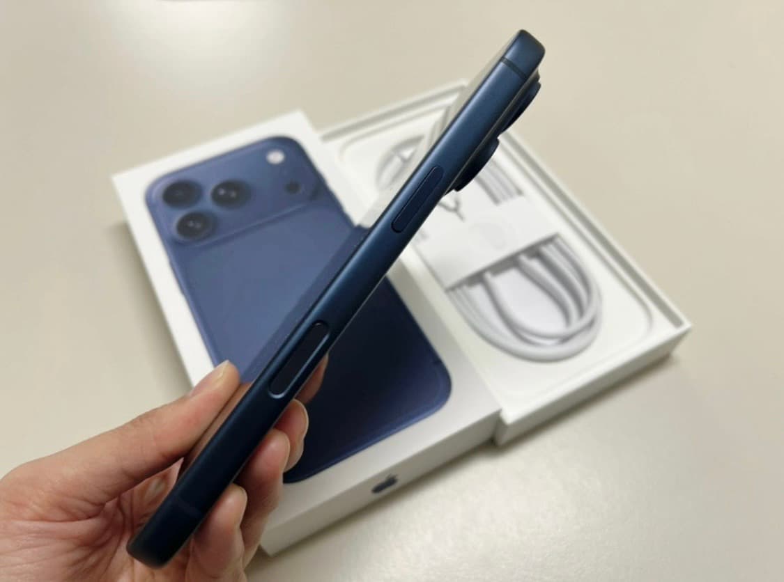 아이폰 17 프로 딥블루 256기가 상품이미지4