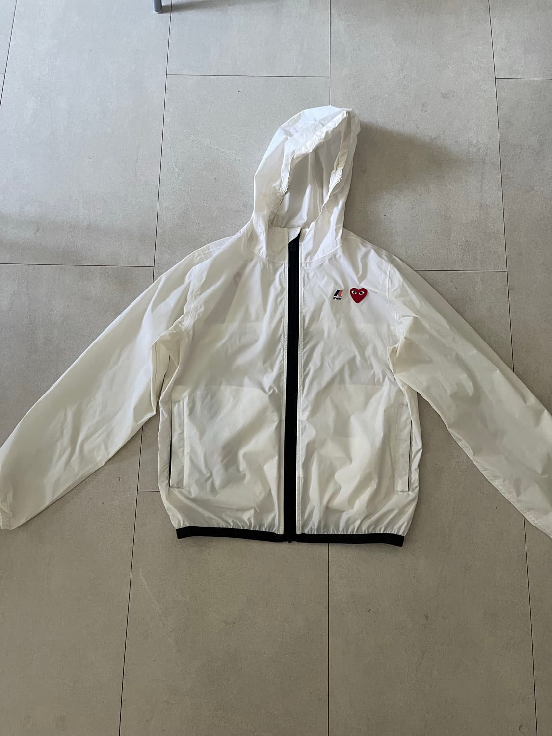 꼼데가르송 플레이 x KWAY Full Zip 12years 상품이미지1