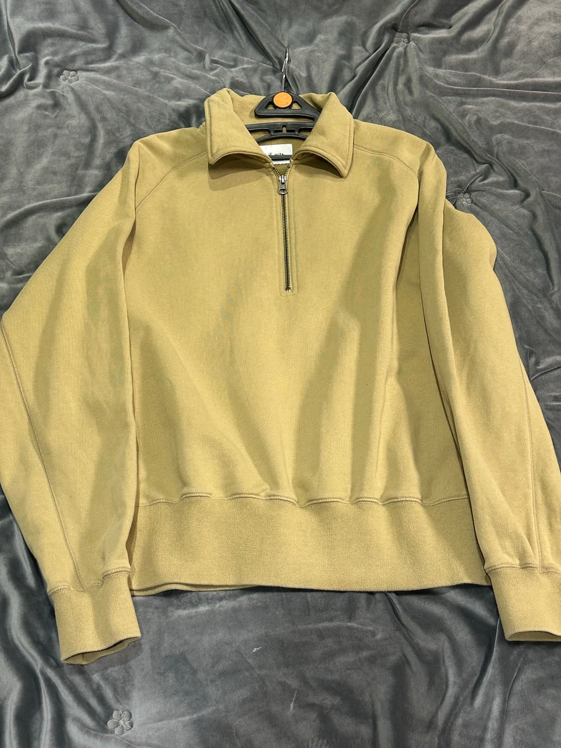 아트이프액츠 하프집업 상품이미지1