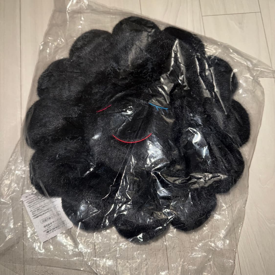 카이카이키키 쿠션 블랙 30cm 상품이미지2