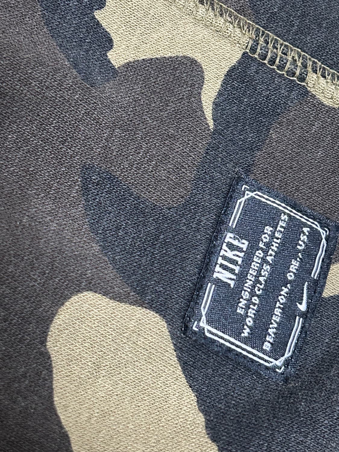 나이키 카모 스웻셔츠 상품이미지5