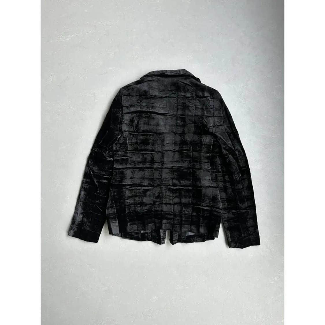 issey miyake pleated velvet blazer 상품이미지2