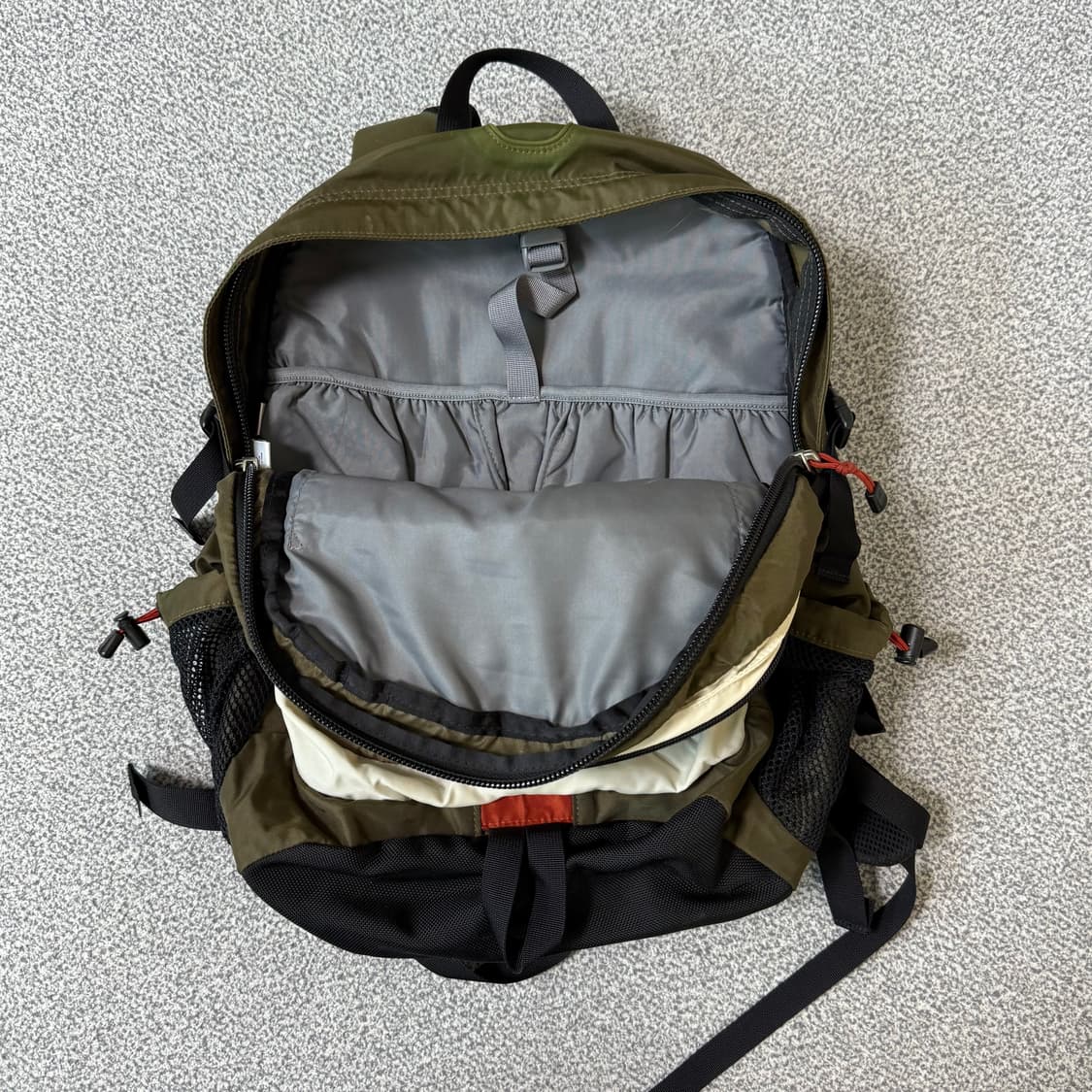 노스페이스 백팩 상품이미지3