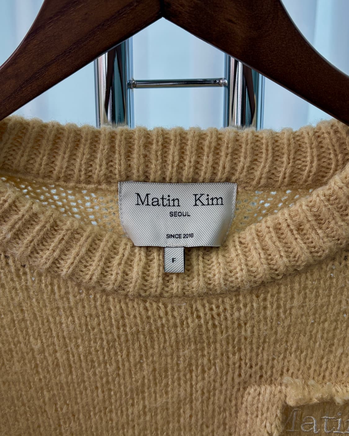 [S]마뗑킴 Matin kim 데미지 솔리드 니트 라이트 옐로우 상품이미지9