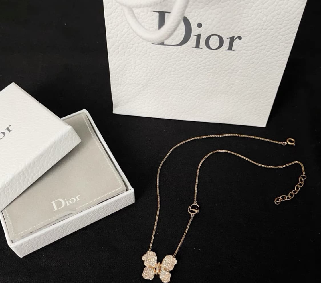 디올 나비 목걸이 상품이미지1