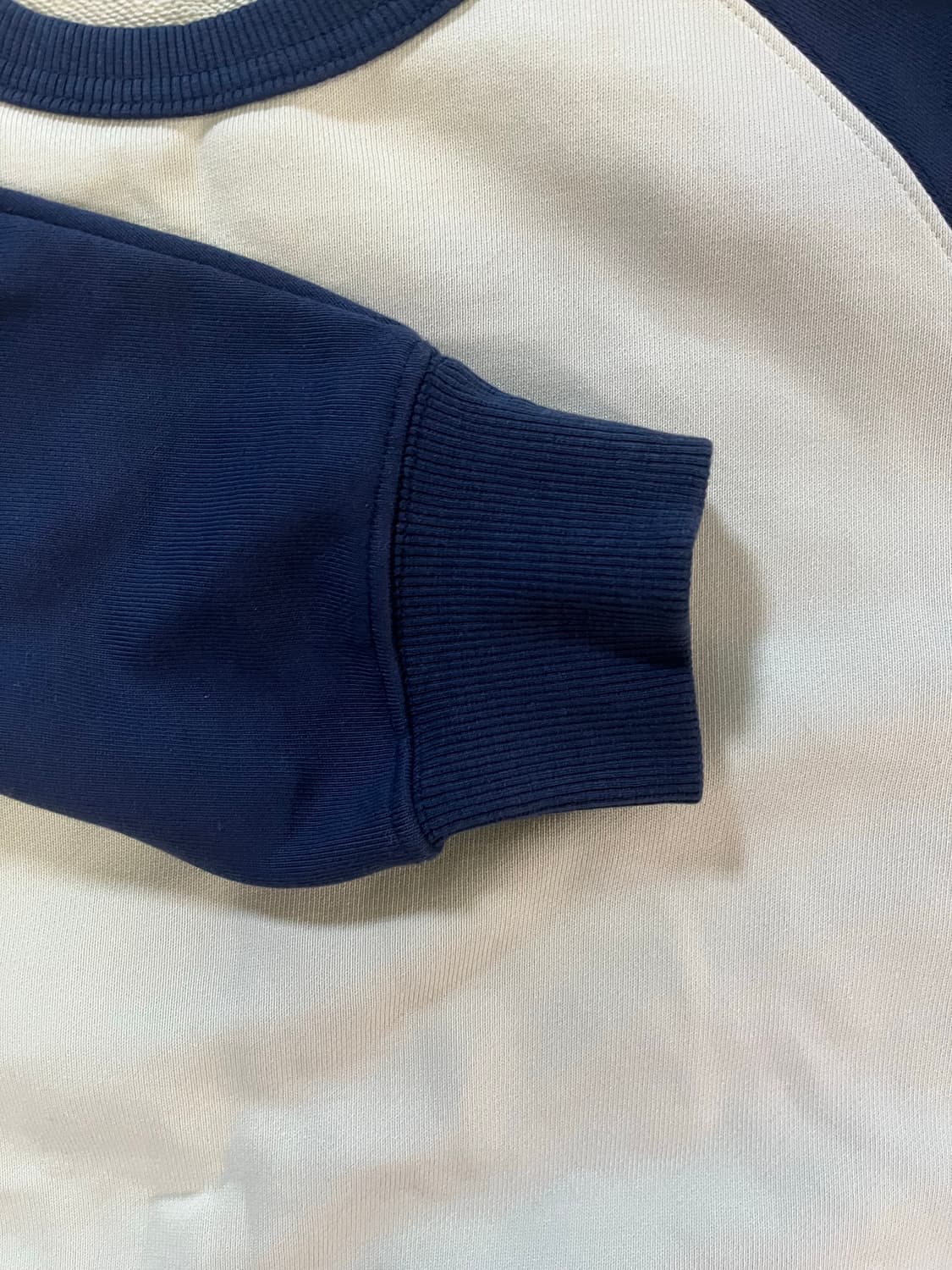 포저 맨투맨 상품이미지3