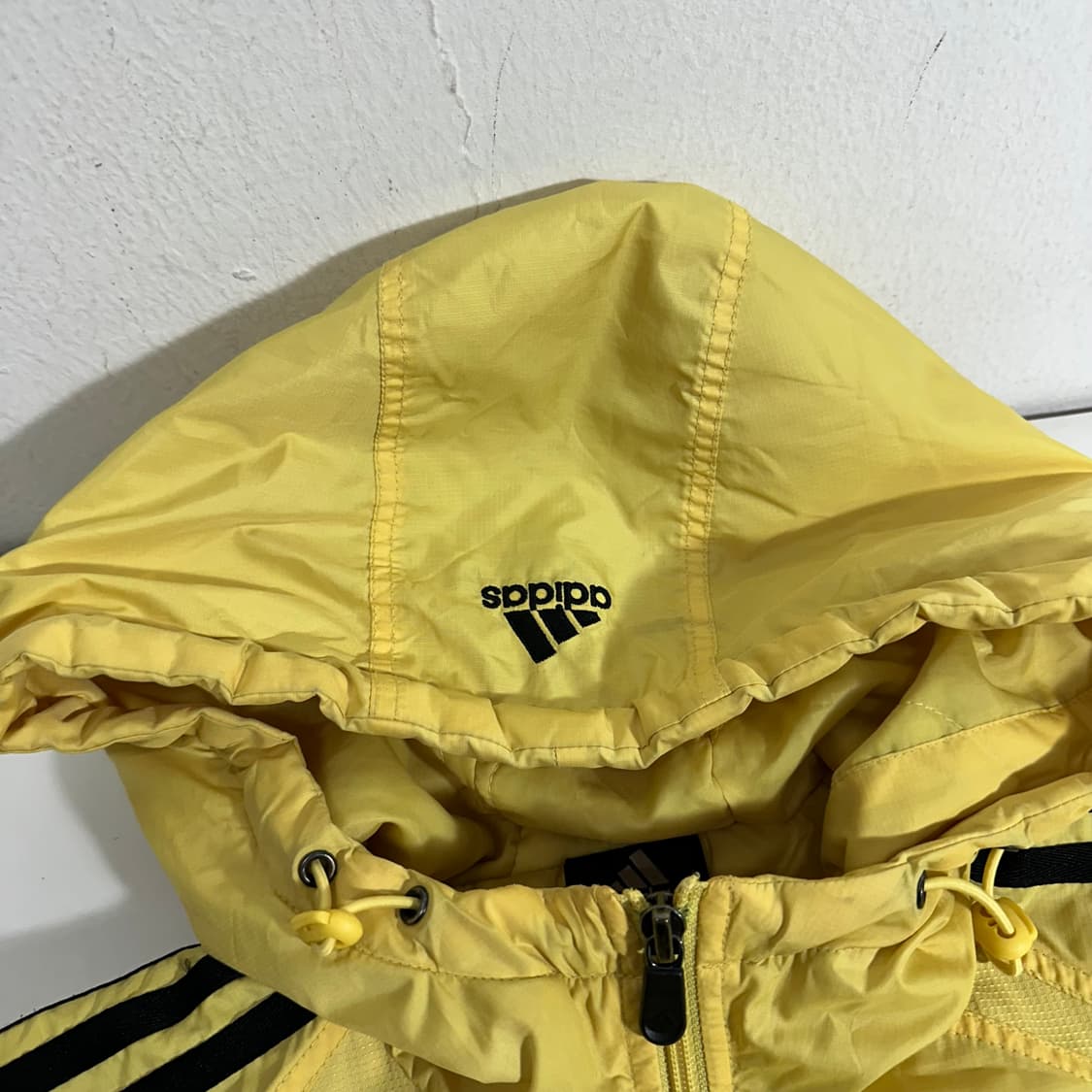 95 아디다스 옐로우 삼선 후드점퍼 상품이미지4