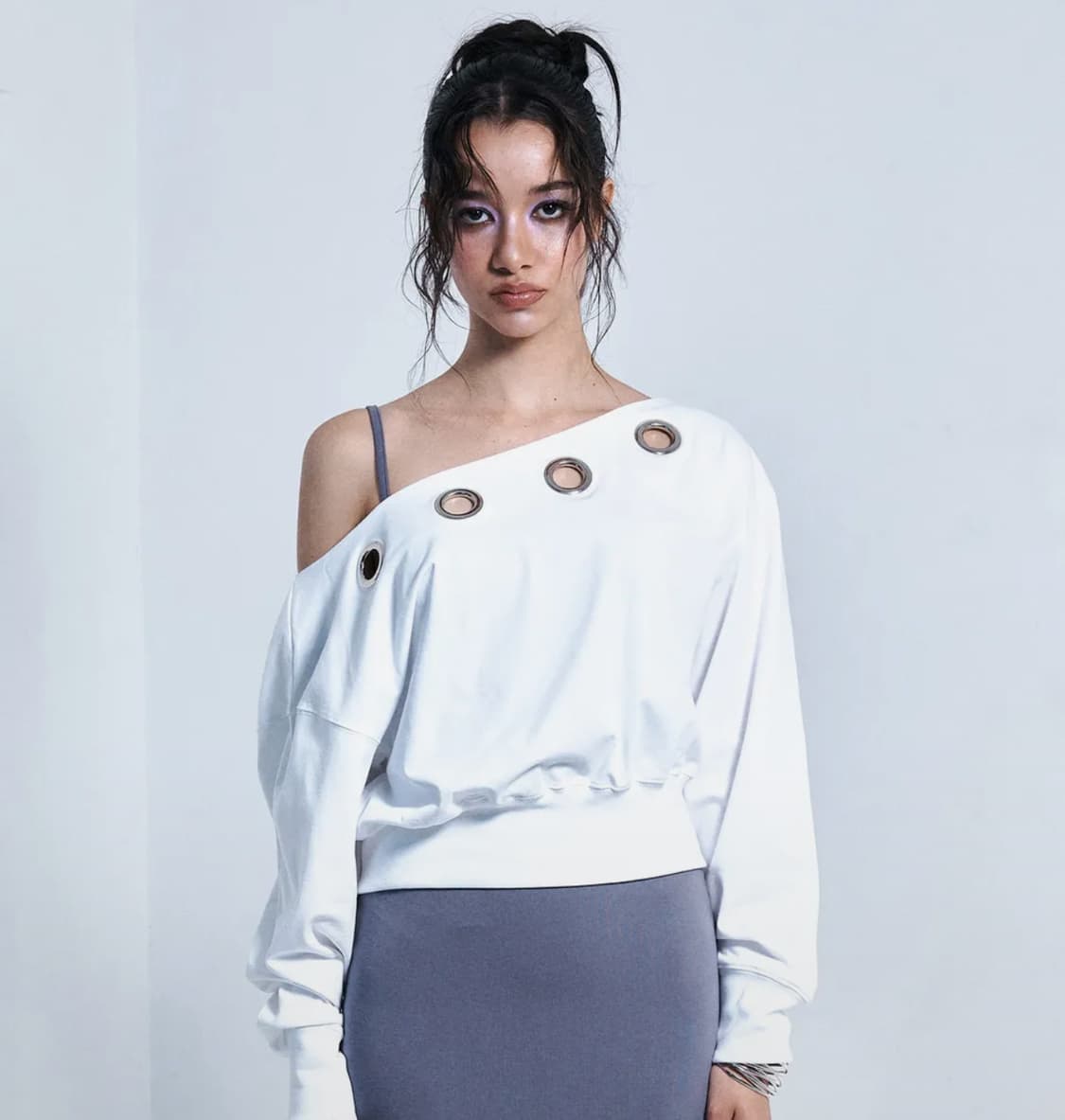 플리즈노팔로우 kealy eyelet 오프숄더 맨투맨 상품이미지2