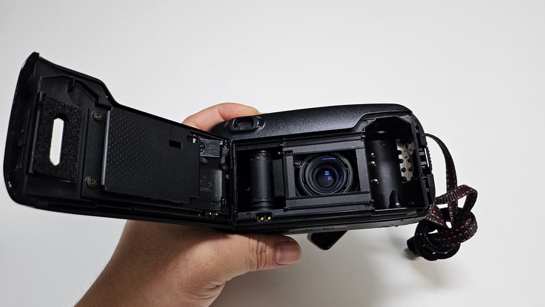 작례 스냅용 최강 니콘 AF 줌 터치 470 쿼츠 데이트 필름카메라 빈티 상품이미지9