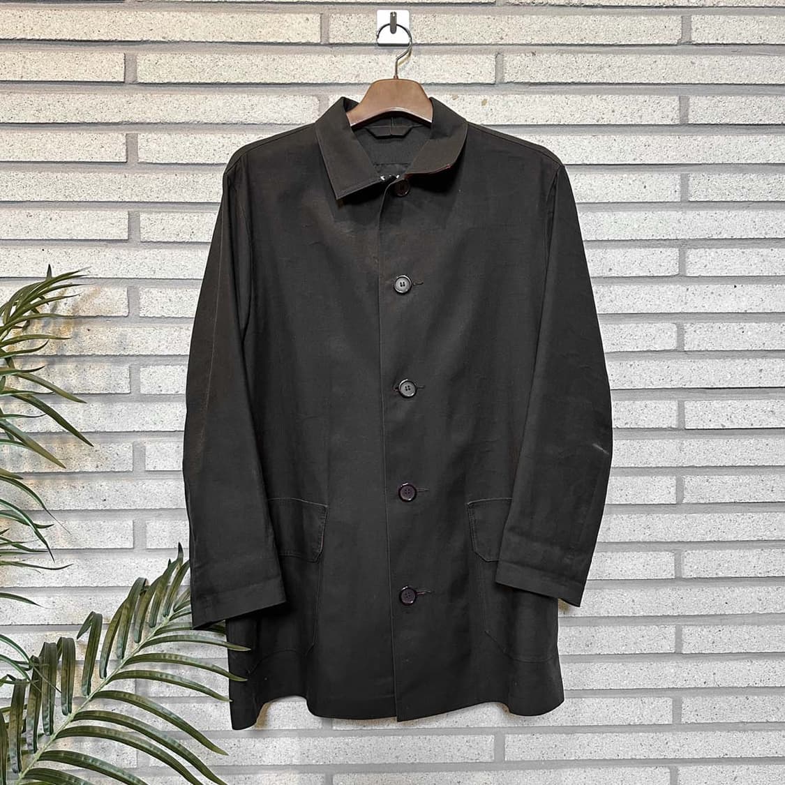 요지 야마모토 하프 트렌치코트 카라넥 플랩포켓 레드안감 디테일 블랙 상품이미지1