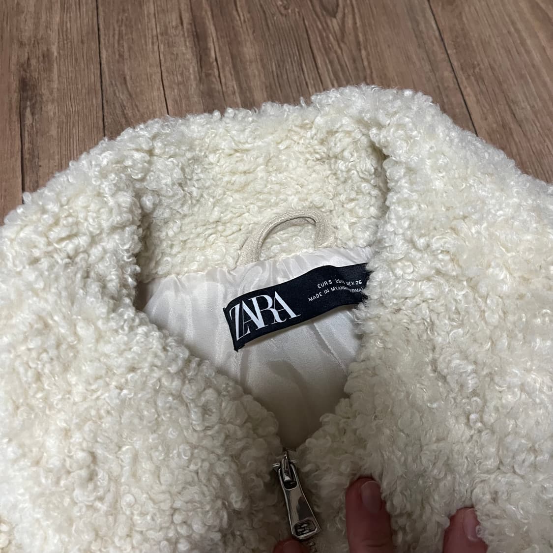 [Zara] 자라 화이트 퍼자켓 상품이미지7