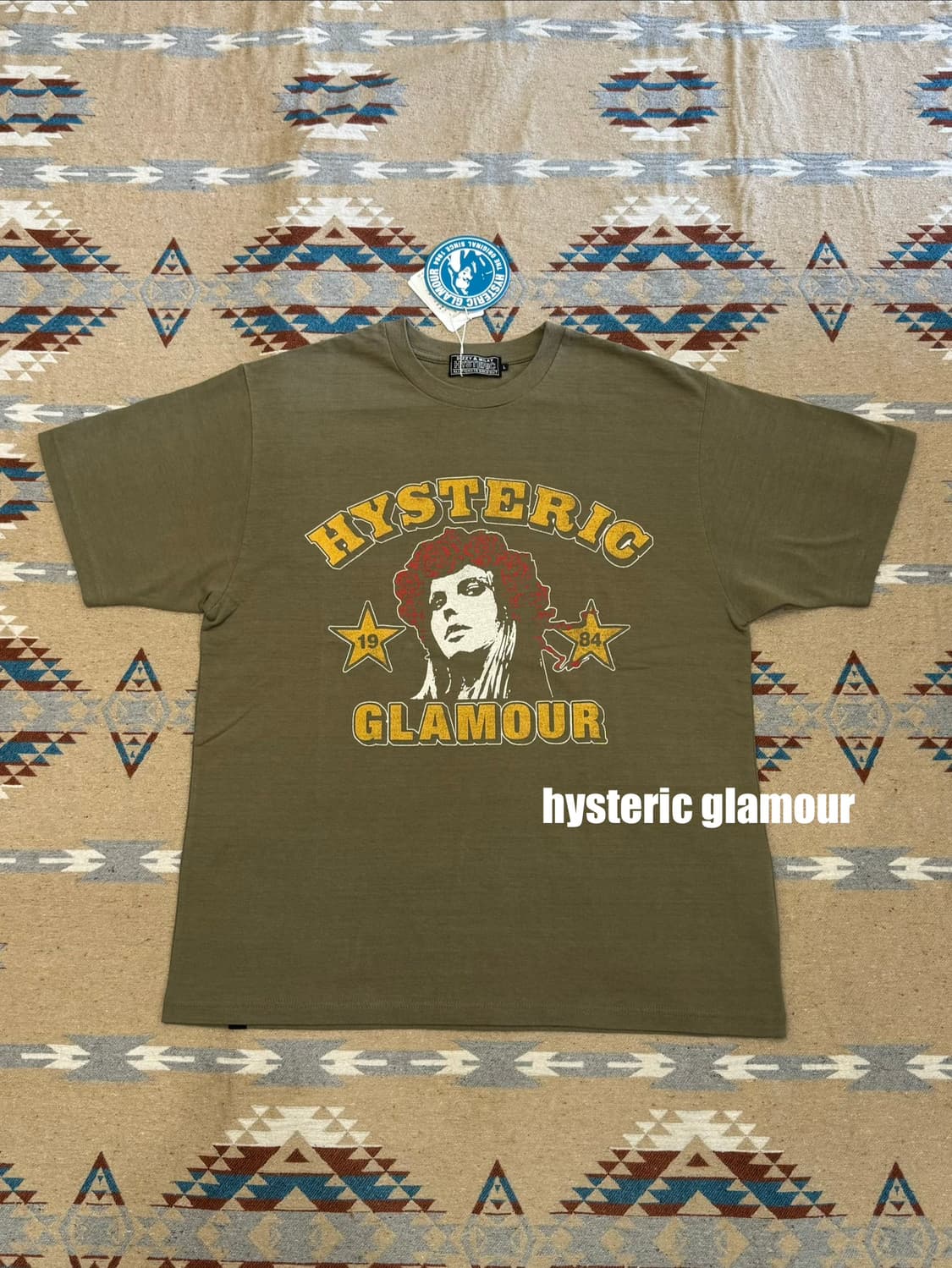[L] 히스테릭 글래머 그레이트풀 HYS 티셔츠 올리브 상품이미지1