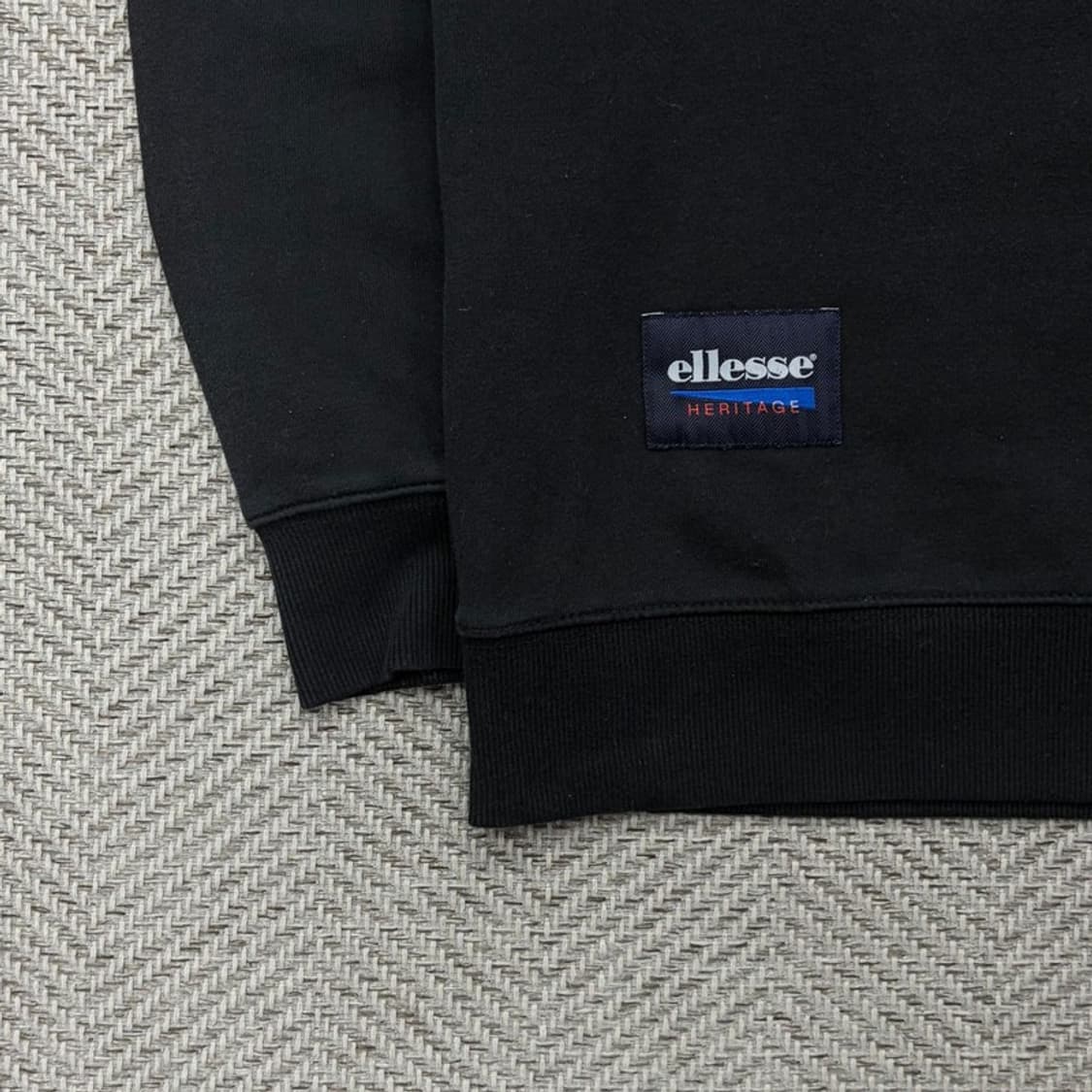 엘레쎄 빅로고 맨투맨 v2118 상품이미지5