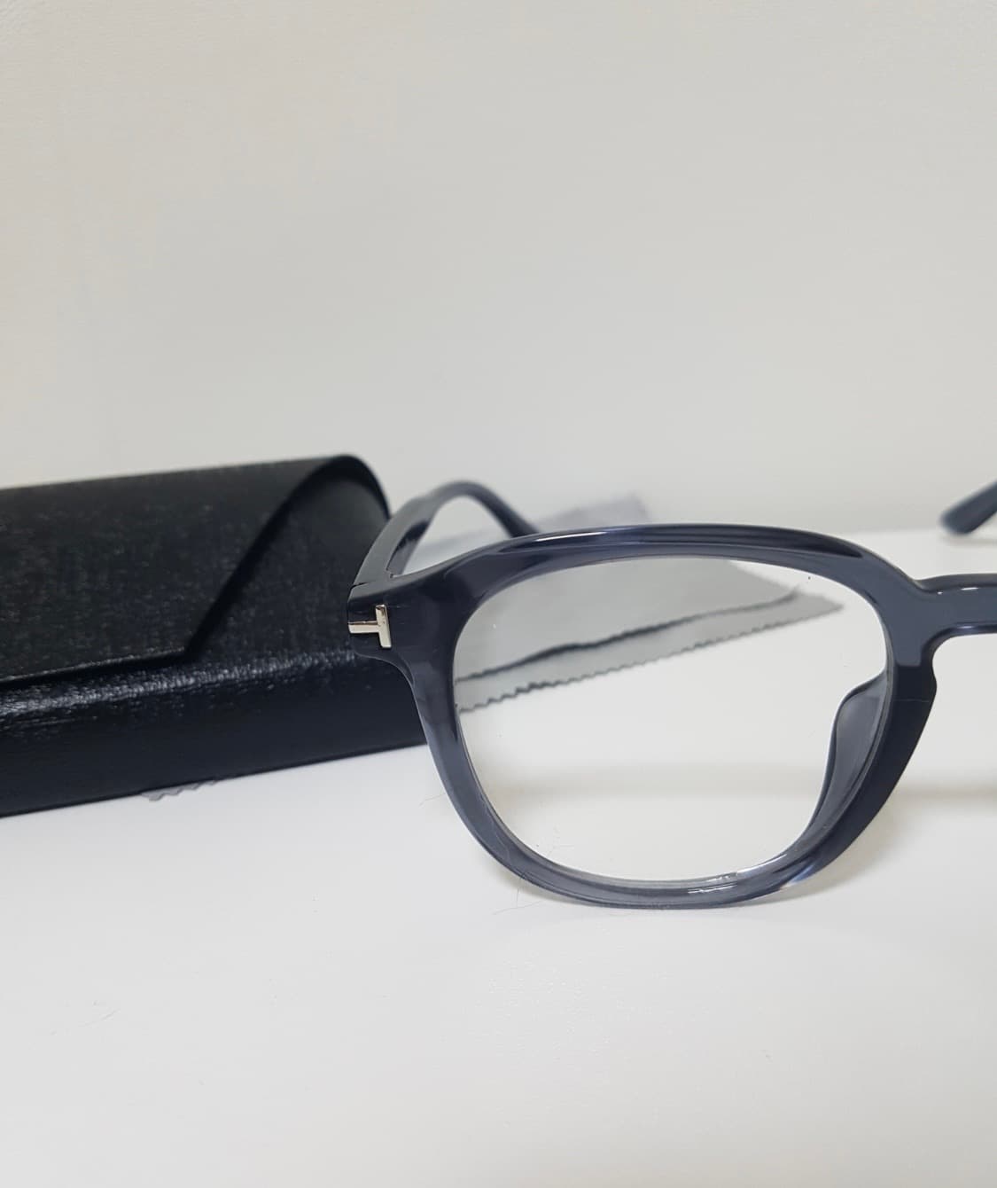 톰포드 블루그레이 안경 상품이미지2