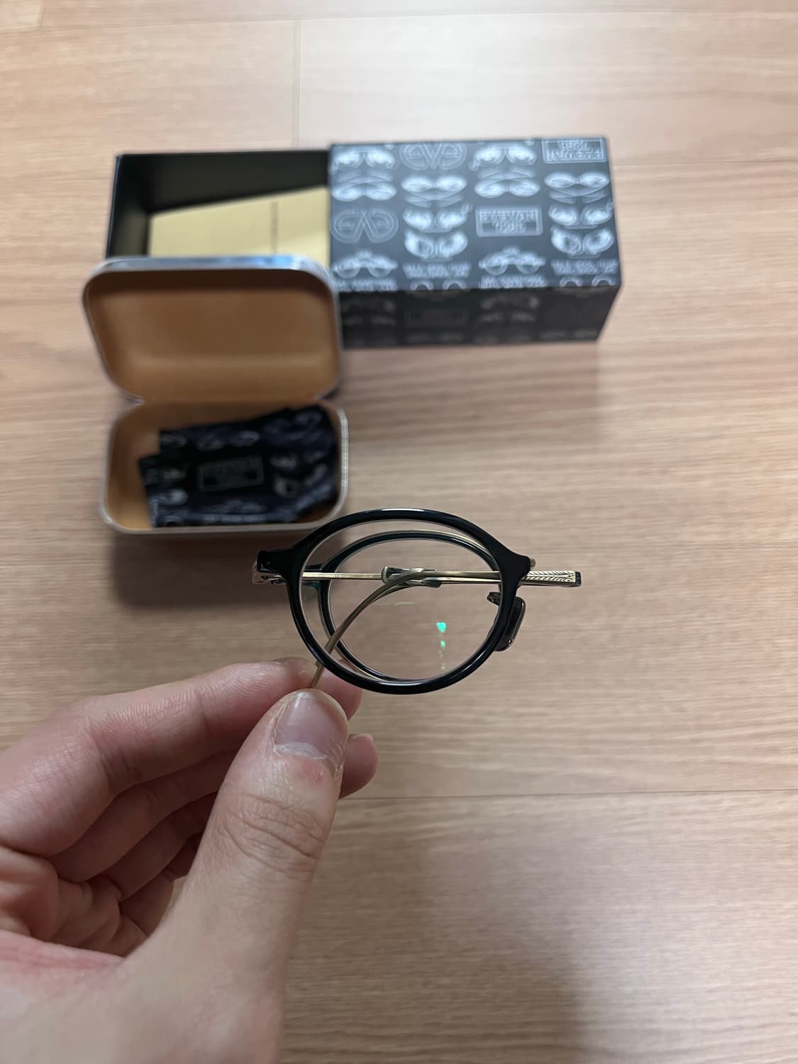 아이반7285 경칩안경 골드블랙 상품이미지8