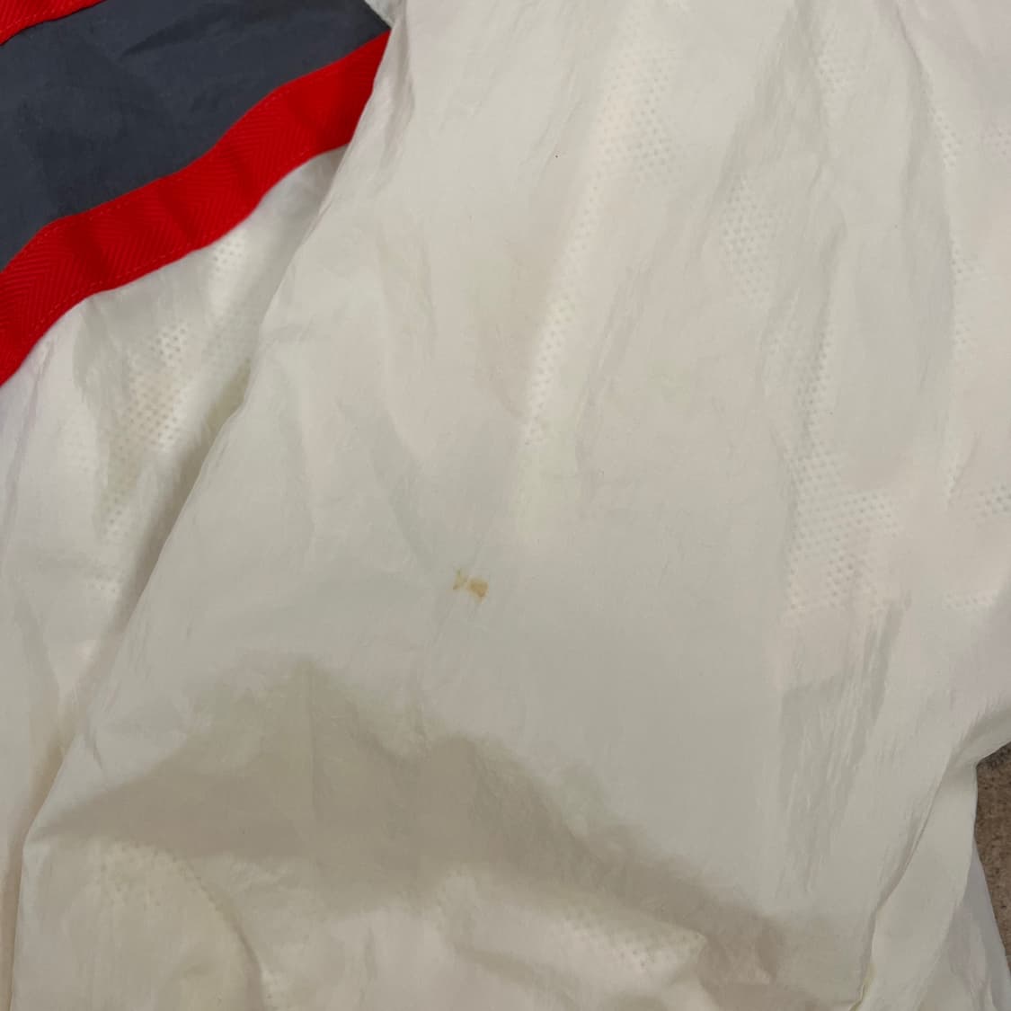 [정품/M] 나이키 바람막이 아이보리 레드 블랙 b15 상품이미지8