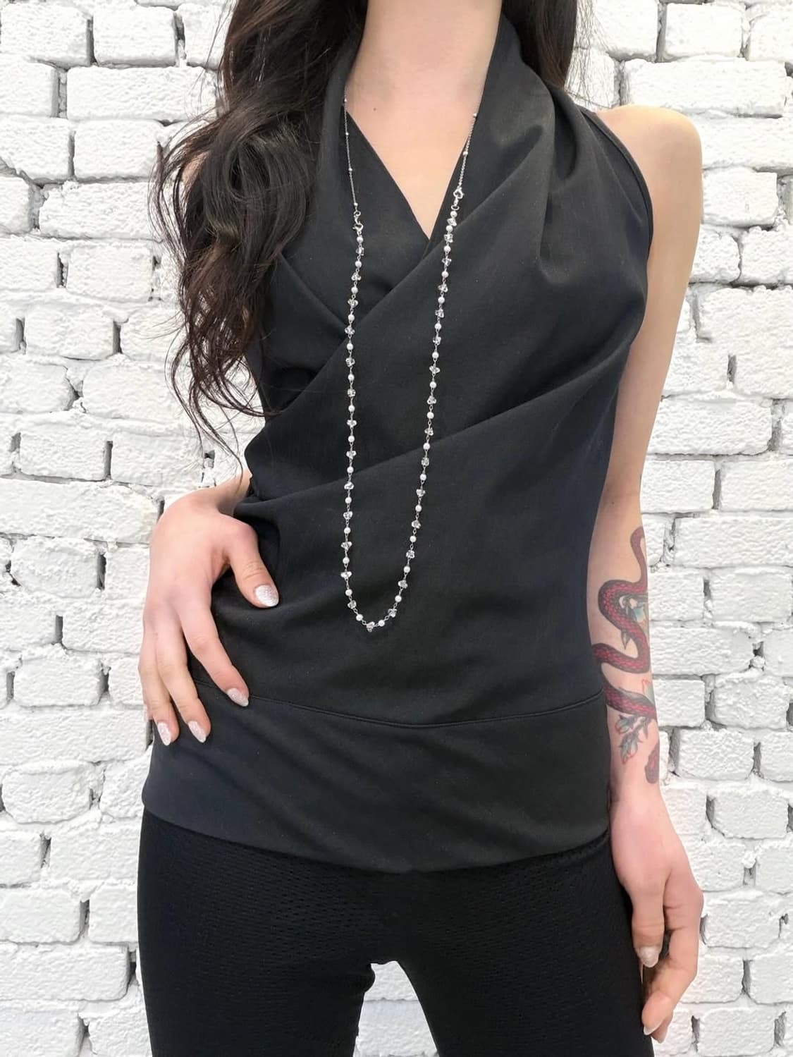 Noir Draped Halterneck Bias Top 상품이미지1