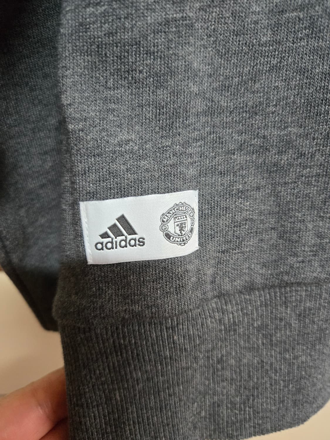 아디다스 맨체스터 유나이티드 크루 맨투맨(택달린새상품) 상품이미지3