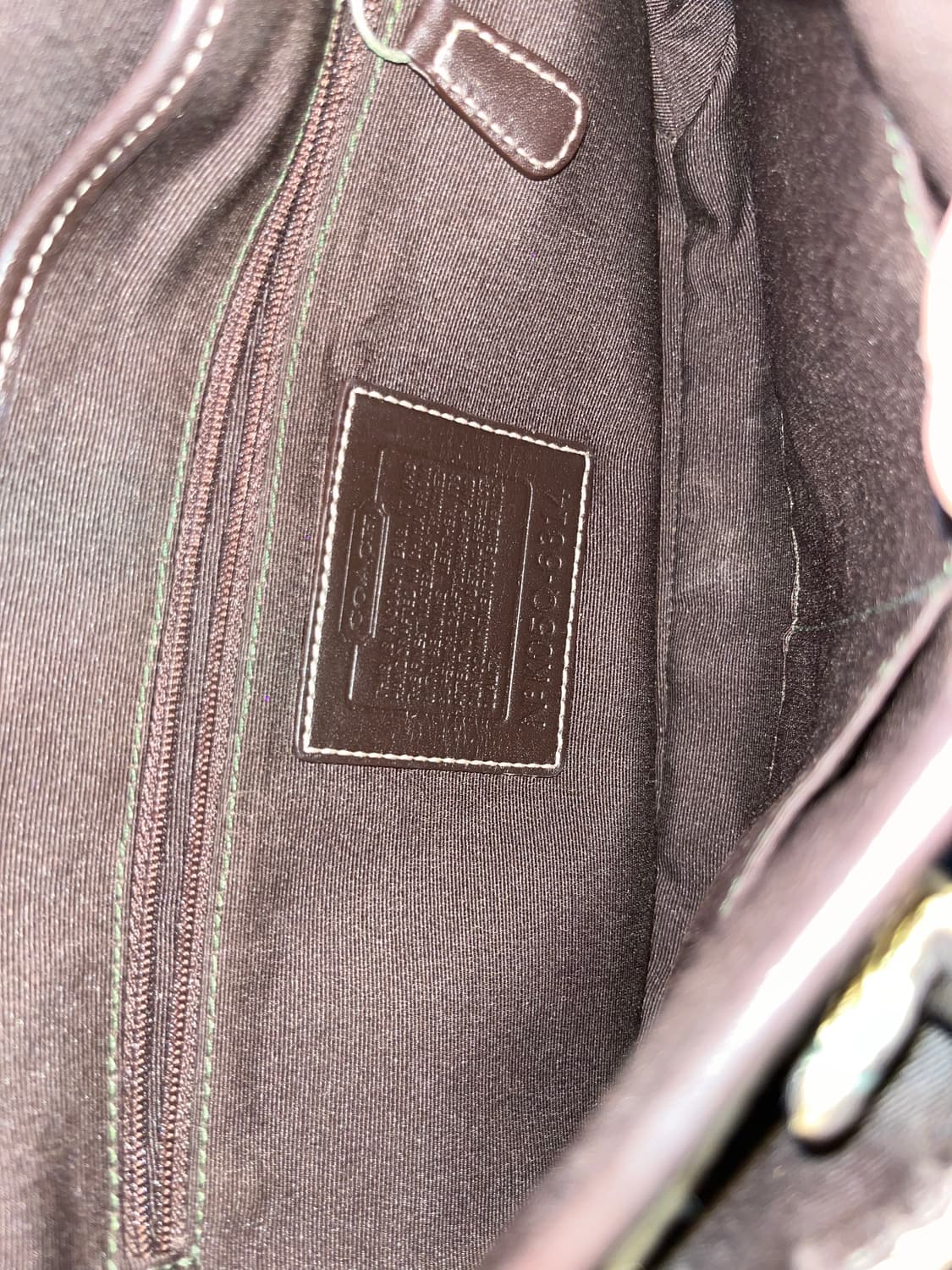 Coach Basic Pocket Bag 상품이미지10