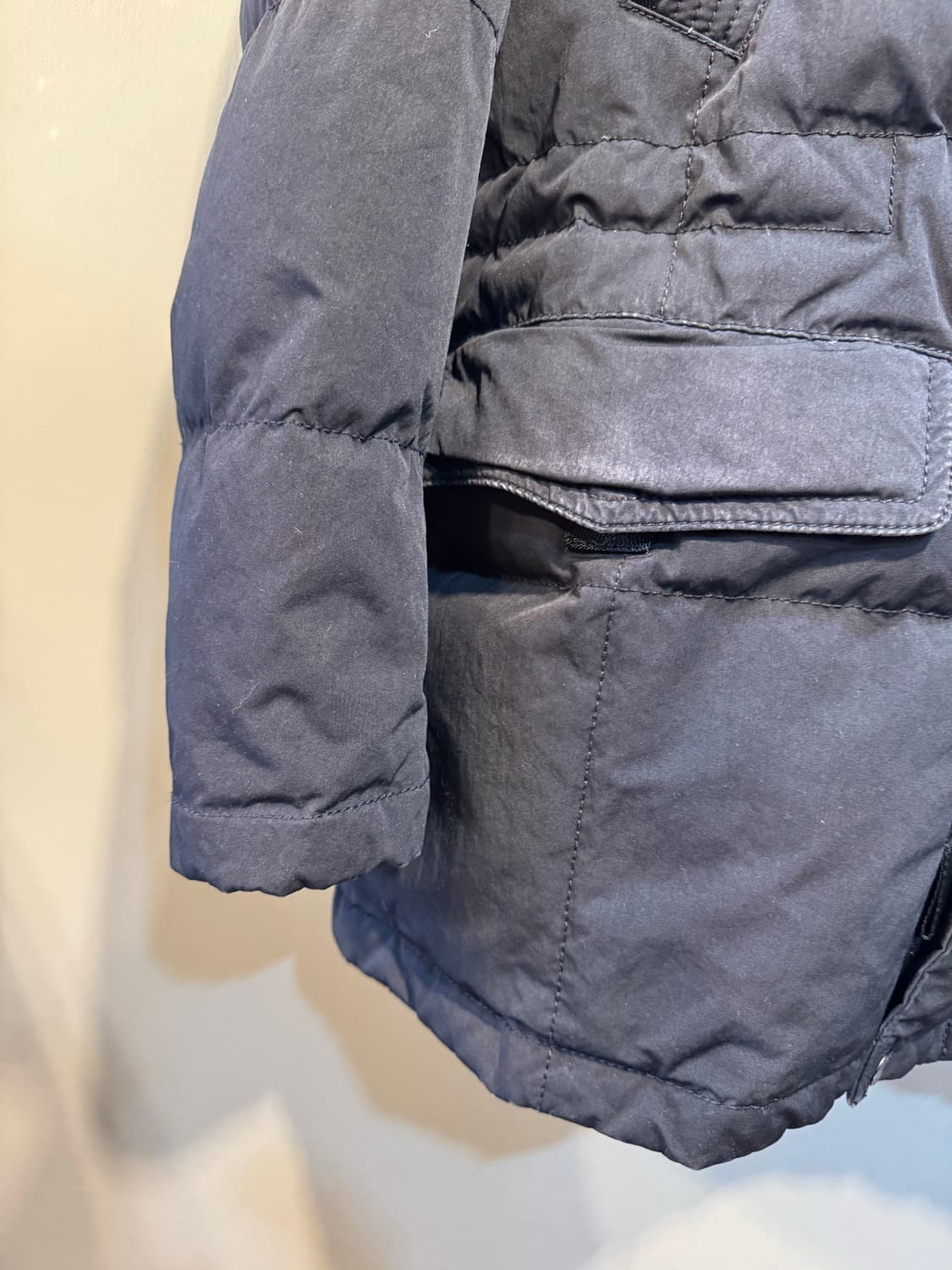 CP컴퍼니 다운 패딩 상품이미지3