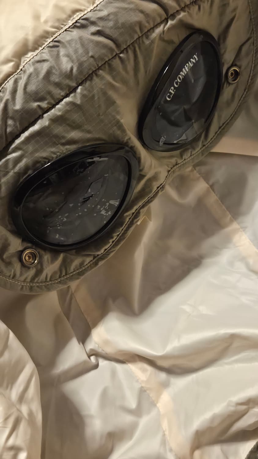C.P. 컴퍼니 D.D. 쉘 고글 다운 자켓 피스타치오 쉘 베이지 상품이미지7