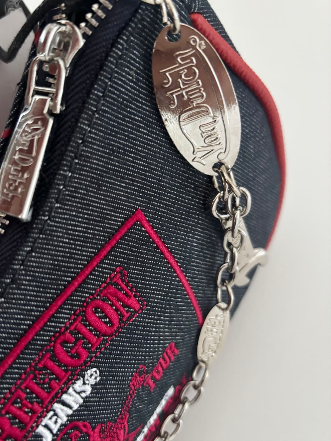 [새제품] 트루 릴리젼 X 본더치 숄더백 상품이미지7