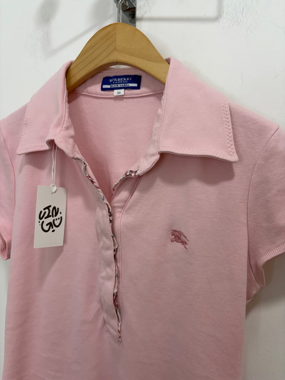 버버리 핑크 카라 반팔 티셔츠 상품이미지5