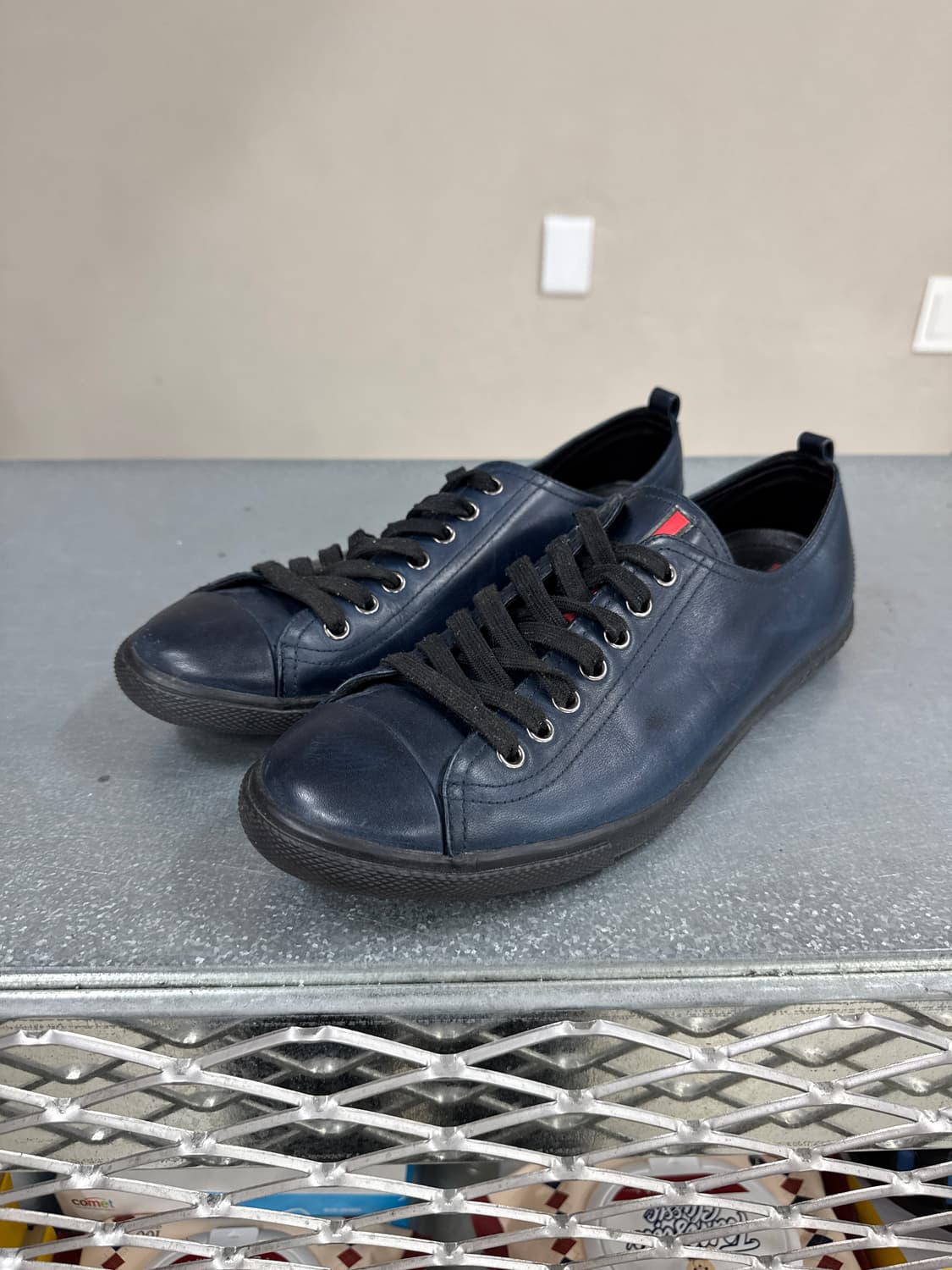 프라다 레더 스니커즈 9.5 상품이미지2