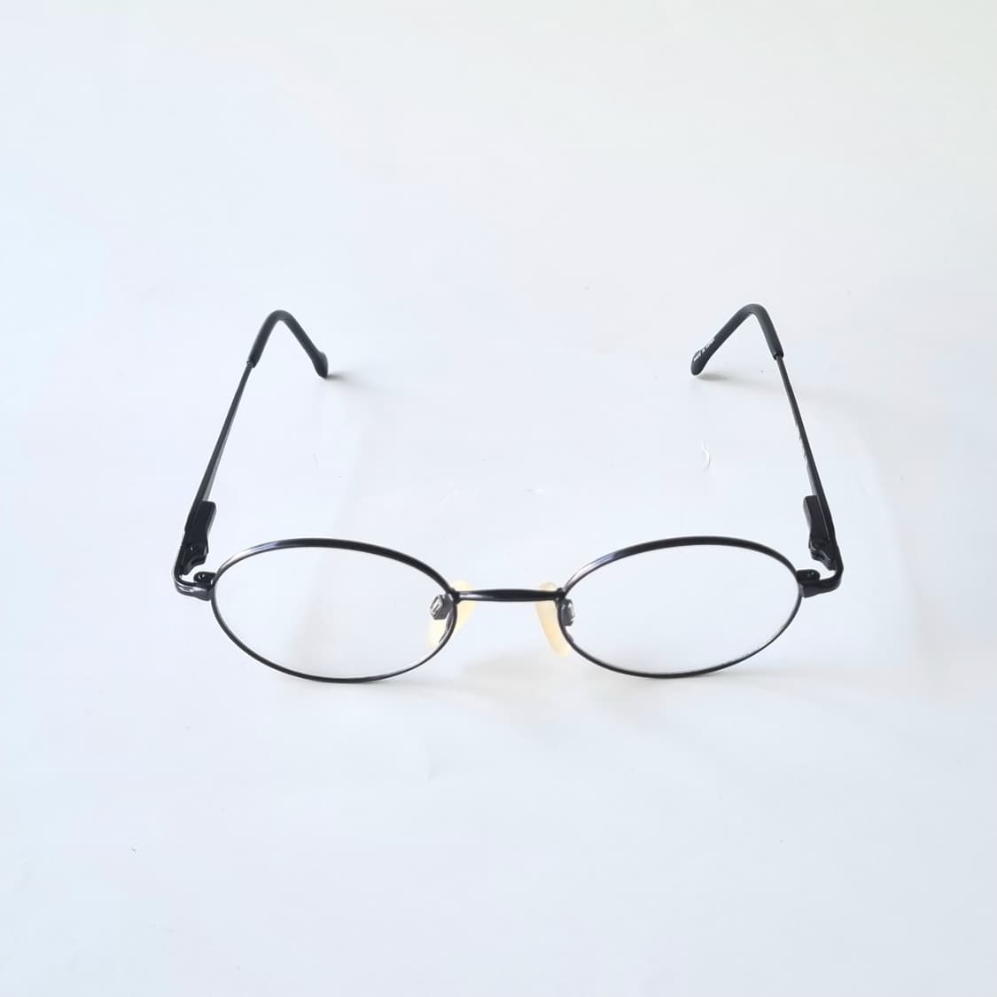 데드스탁 미니멀 오벌 슬림 메탈 안경테 774 상품이미지3