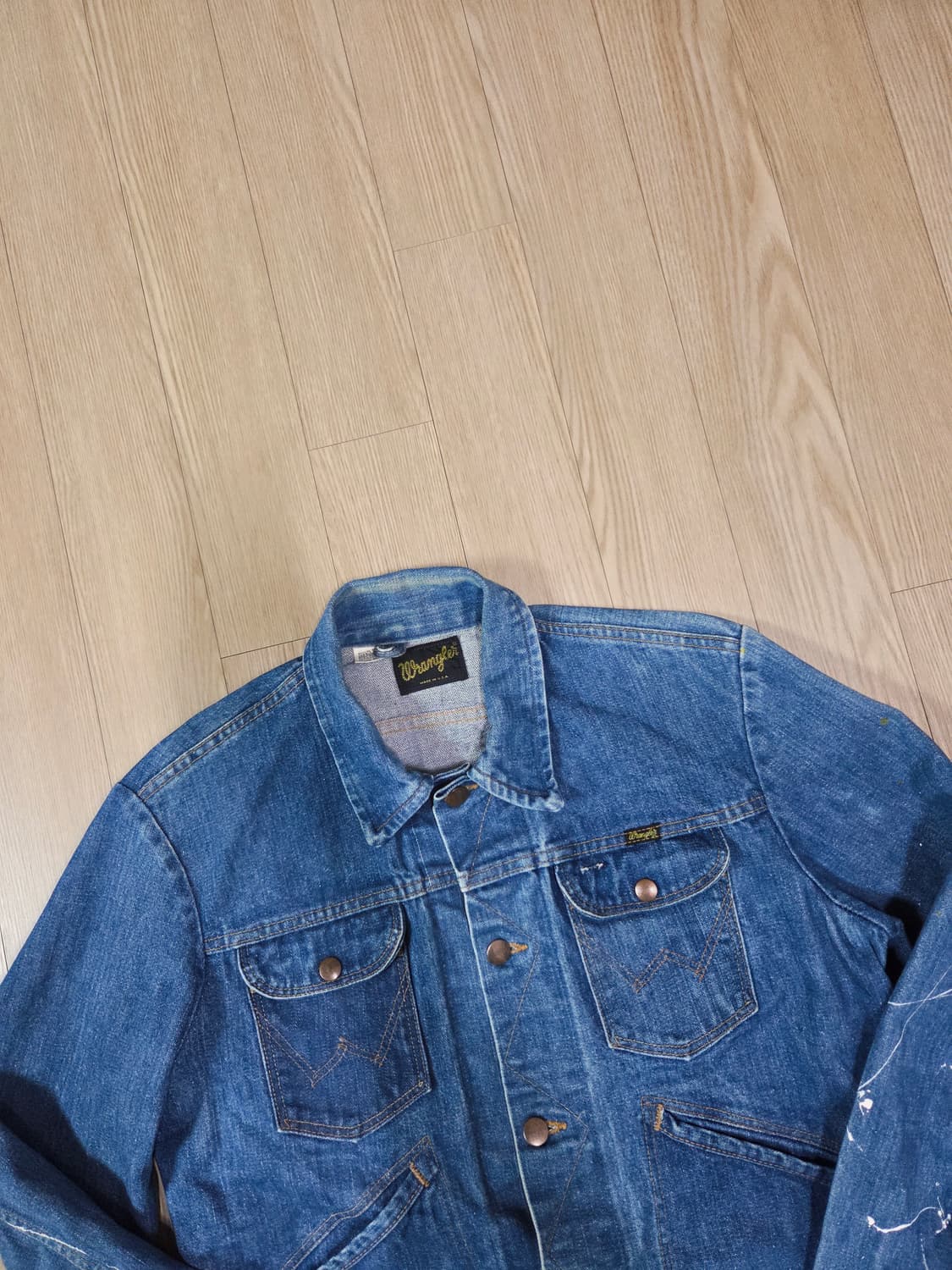 랭글러 124MJ 70s 데님 트러커 재킷 상품이미지3